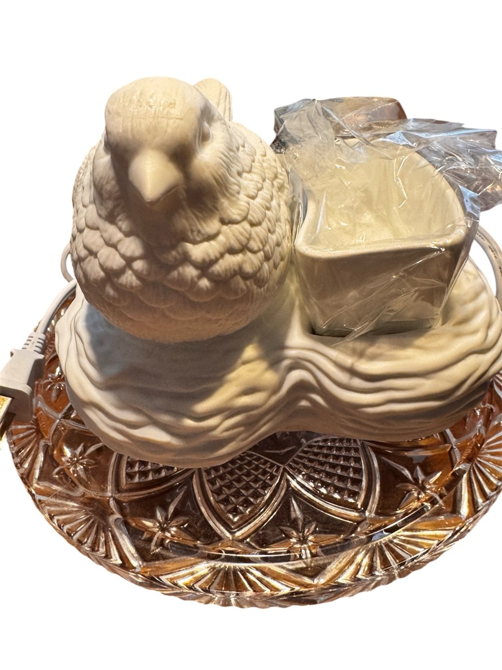 Scentsy Birds of a Feather Element Warmer, white ceramic was  warmer nib retired